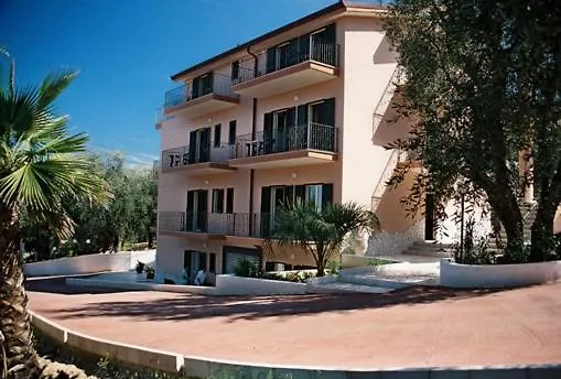 Lejlighedshotel E La Cappella Del Convento 3*