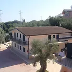 Hotel apartamentowy E La Cappella Del Convento Rodi Garganico