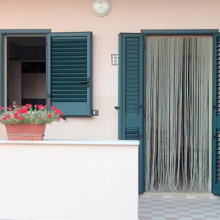 E La Cappella Del Convento 3* 罗迪-加尔加尼科