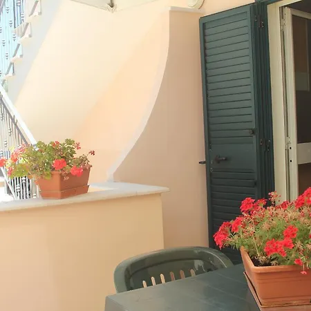 E La Cappella Del Convento 罗迪-加尔加尼科