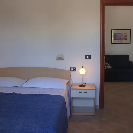 E La Cappella Del Convento 3* 罗迪-加尔加尼科