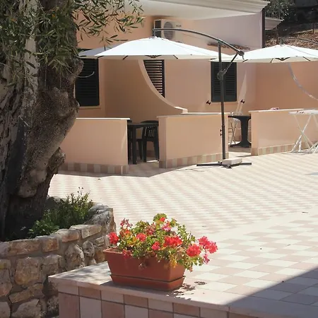 E La Cappella Del Convento 3* Rodi Garganico