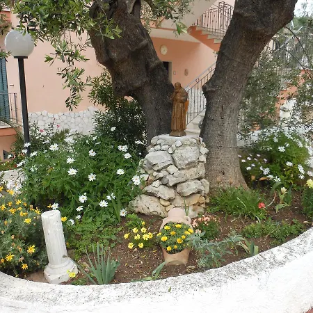E La Cappella Del Convento Ξενοδοχείο με διαμερίσματα 3*