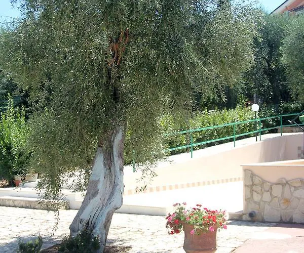 Aparthotel E La Cappella Del Convento 3*