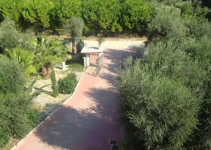 Aparthotel E La Cappella Del Convento Rodi Garganico